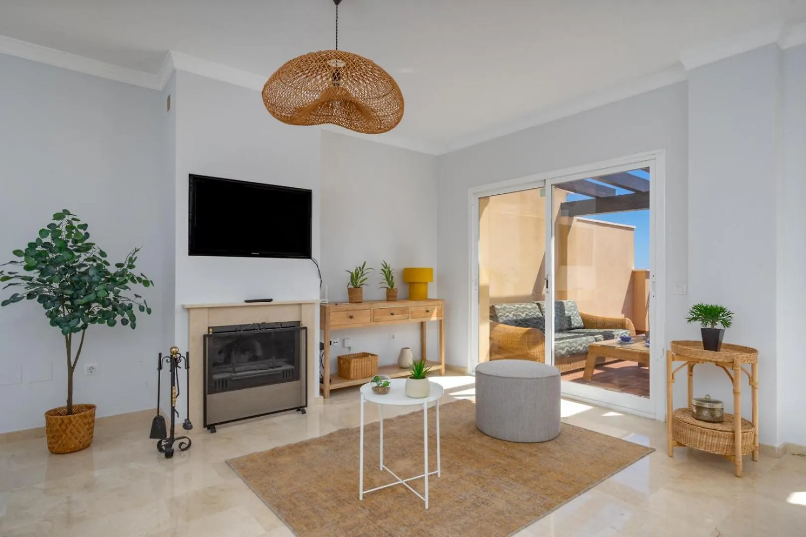 Apartment 3 Bedroom, Top Floor With Fantastic Terraces, Sea View And Pools MIJAS COSTA